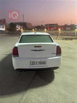 كرايسلر 300